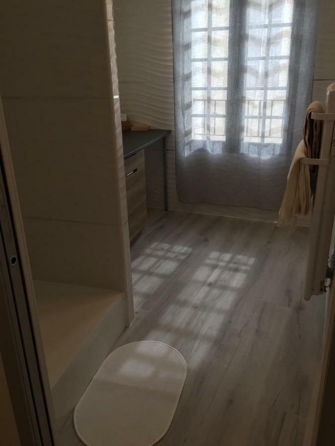 Appartement L'Islois LʼIsle-sur-la-Sorgue Exterior foto
